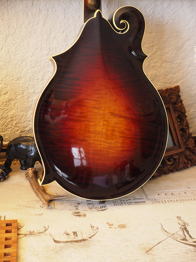 3 point mandola